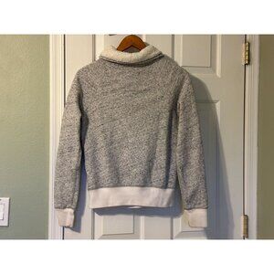 Abercrombie & Fitch Women's Pullover Gray Sweatshirt Size Small 003